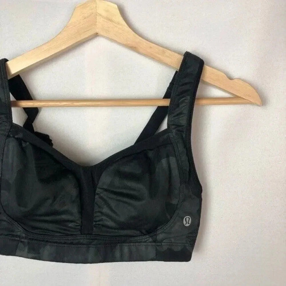 Lululemon Ta Ta Tamer II Sports Bra in Inky Floral Soot Black 34C - Picture 2 of 3